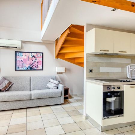 Hotel Villa D'Elsa Juan-les-Pins Dış mekan fotoğraf