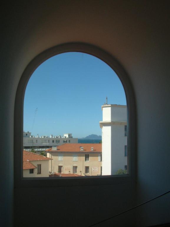 Hotel Villa D'Elsa Juan-les-Pins Oda fotoğraf